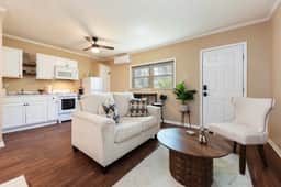 Bungalow on Outer Dr