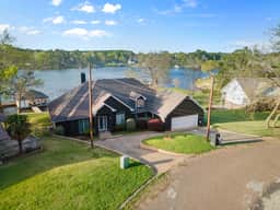 The Finding Place at Lake Palestine