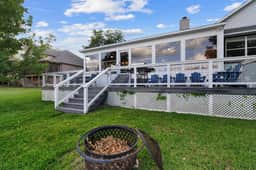 Isleview Retreat on Callendar Lake