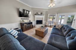 Isleview Retreat on Callendar Lake