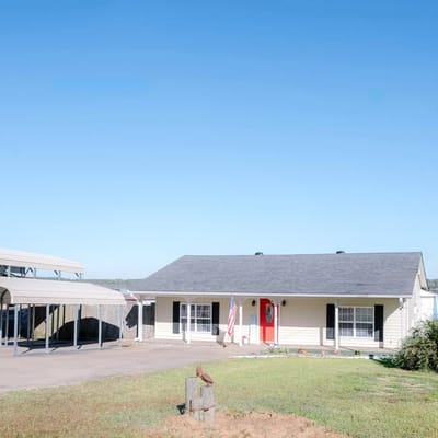 Lozano Lake House